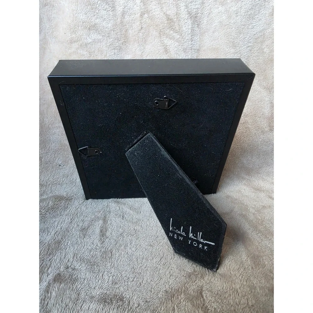 Nicole Miller New York Square Picture Frame Heart Border Shadow Box 6.5x6.5